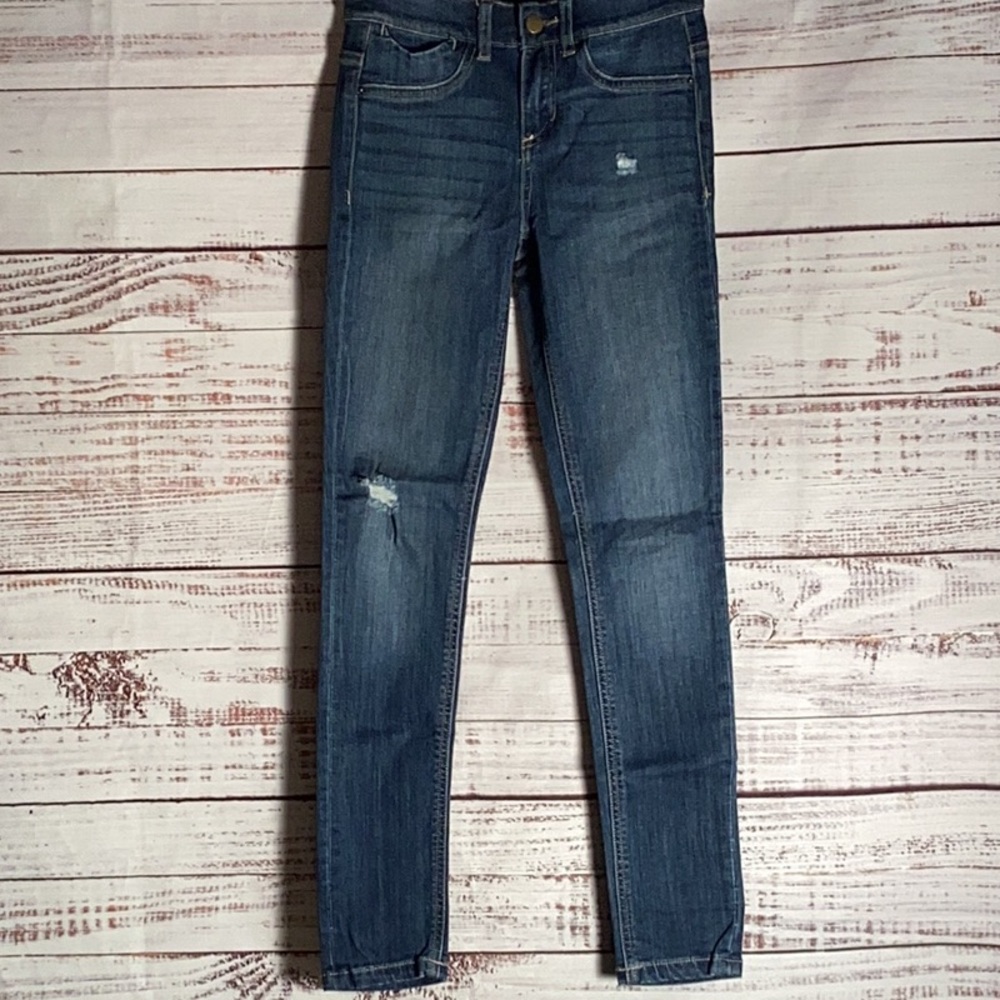 Women’s fashion nova blue jeans size 1